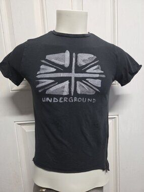 Zara Girls Tshirt Size 9 Underground British Flag Logo